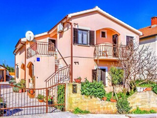 Apartment Ližnjan Außenaufnahme 6