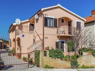 Apartment Ližnjan Außenaufnahme 3