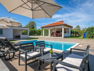 Vakantiehuis Manjadvorci Buitenaudio-opname 6
