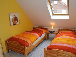 2. Schlafzimmer , mit zwei Einzelbetten