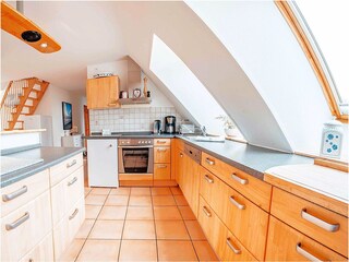 offene voll ausgestattete Wohnküche 1.DG