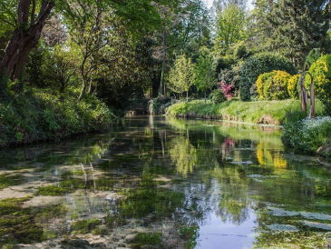 Holiday house "Artuico" with garden in castle