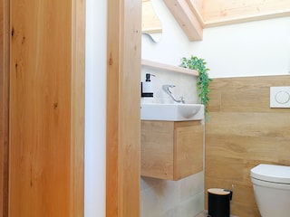 WC neben Schlafzimmer