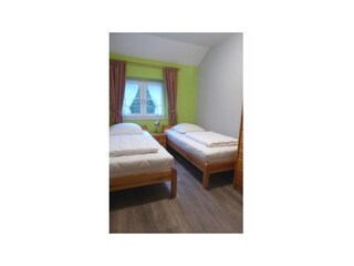 Schlafzimmer 3/3