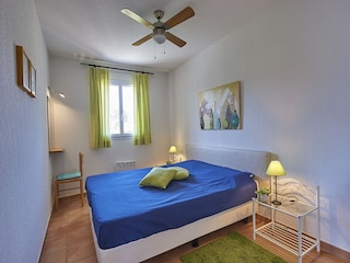 Holiday park Nans-les-Pins Features 10