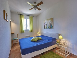 Parque de vacaciones Nans-les-Pins Características 7