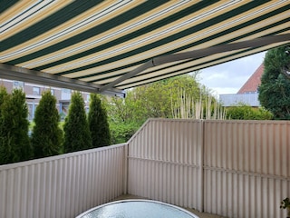 Sonnenschutz auf dem Balkon