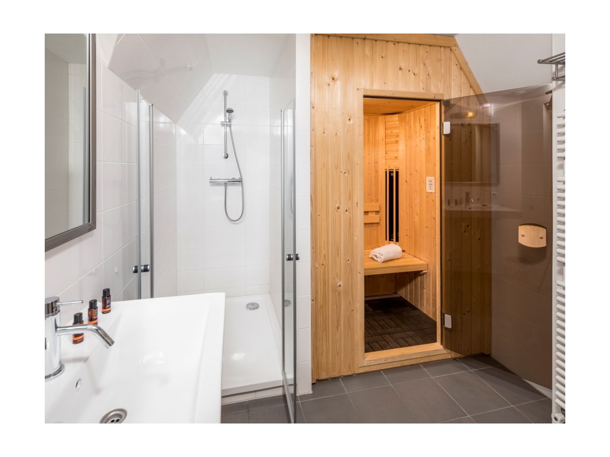 Luxus Badezimmer mit Sauna