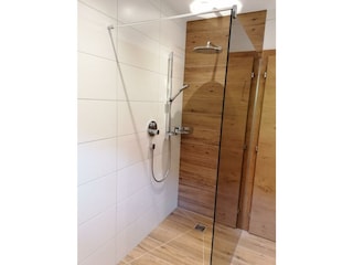 Vorderbrandach_Reith i.A._Alpbachtal_Dusche