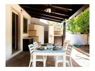 Veranda  und Esstisch