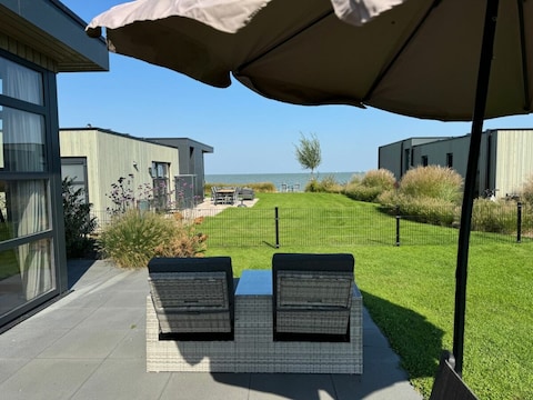 Vakantiehuis Chalet Sonnenplätzchen met omheining, tweede rij, huisnummer 229