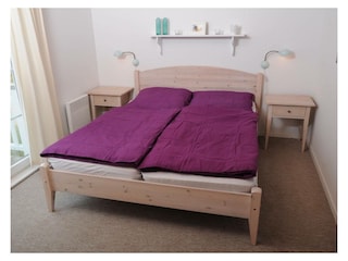 2. Schlafzimmer hinten