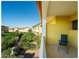 Apartment Badesi Außenaufnahme 2