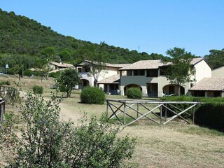 Ferienpark Campiglia Marittima Außenaufnahme 15