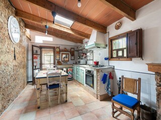 Villa Santa Maria del Camí Caratteristiche 38