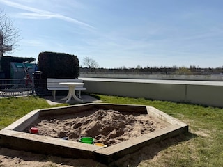 Hauseigener Spielplatz