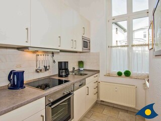 Küche mit Küchenzeile