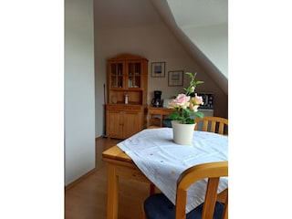 Essbereich im Wohnzimmer