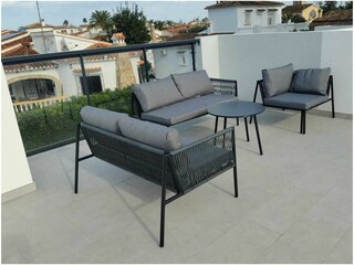 Movable  loungeset on the solarium