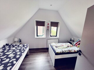 Schlafzimmer 2