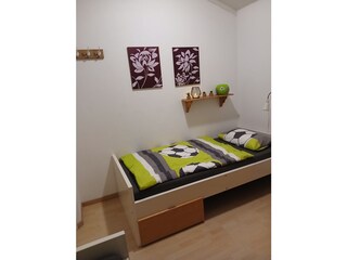 Schlafzimmer mit 2xEinzelbett 90x200cm