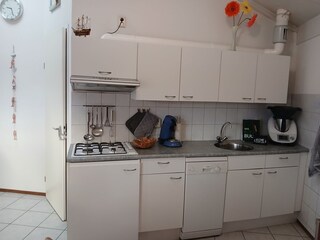 Küche, wird bis 03/2026 erneuert