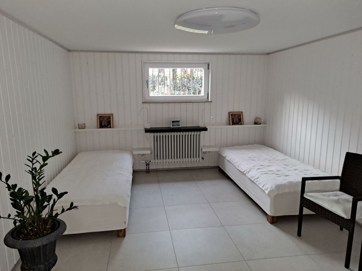 Apartment Paradiesgarten am Saaleufer
