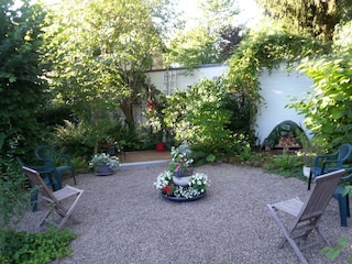 Der Garten im Sommer_d_Blüten-Schönheiten