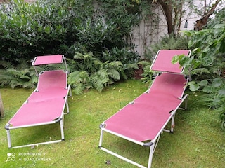 Im Garten liegen und ruhen