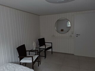 Z 1_Der weiße Raum_b