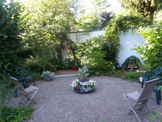 Der Garten im Sommer_d_Blüten-Schönheiten