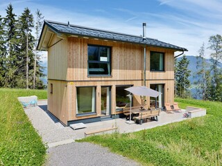 Zugang mit Terrasse, Südansicht