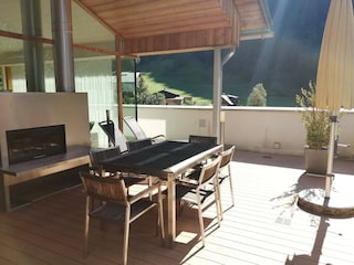 300165677_815633229611787_4721403831024677758_n