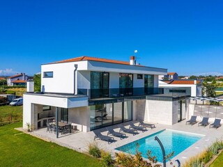 Villa Valbandon Außenaufnahme 3