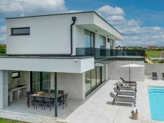 Villa Valbandon Außenaufnahme 14