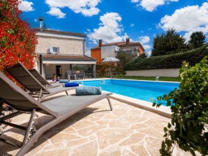 Villa Casa Fibra con piscina