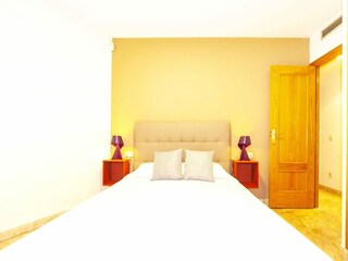 Apartment Roses Features 10