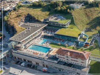 Thermenhotel Krone - Sommer Übergang THerme Symbol