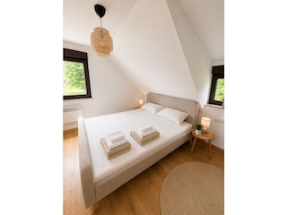 Schlafzimmer im OG