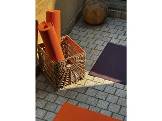 Yoga auf der Terrasse