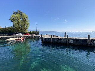 Unten am Hafen (10 Minuten zu Fuß)