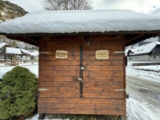 Fischerhütte Aussenbereich Winter (2)