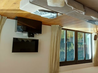 TOP 9 - Wohnzimmer/Essbereich