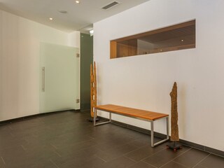 Wellnessbereich - Innenpool (16)