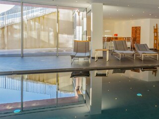 Wellnessbereich - Innenpool (6)