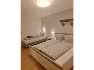 Schlafzimmer Top 2