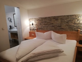 1. Schlafzimmer Apart EDELWEISS