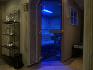 Schwitzen in der Sauna