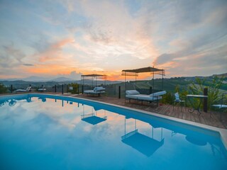 Appartement Acquaviva Picena Buitenaudio-opname 15