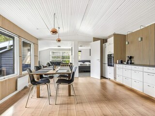 Ferienhaus Hou  12